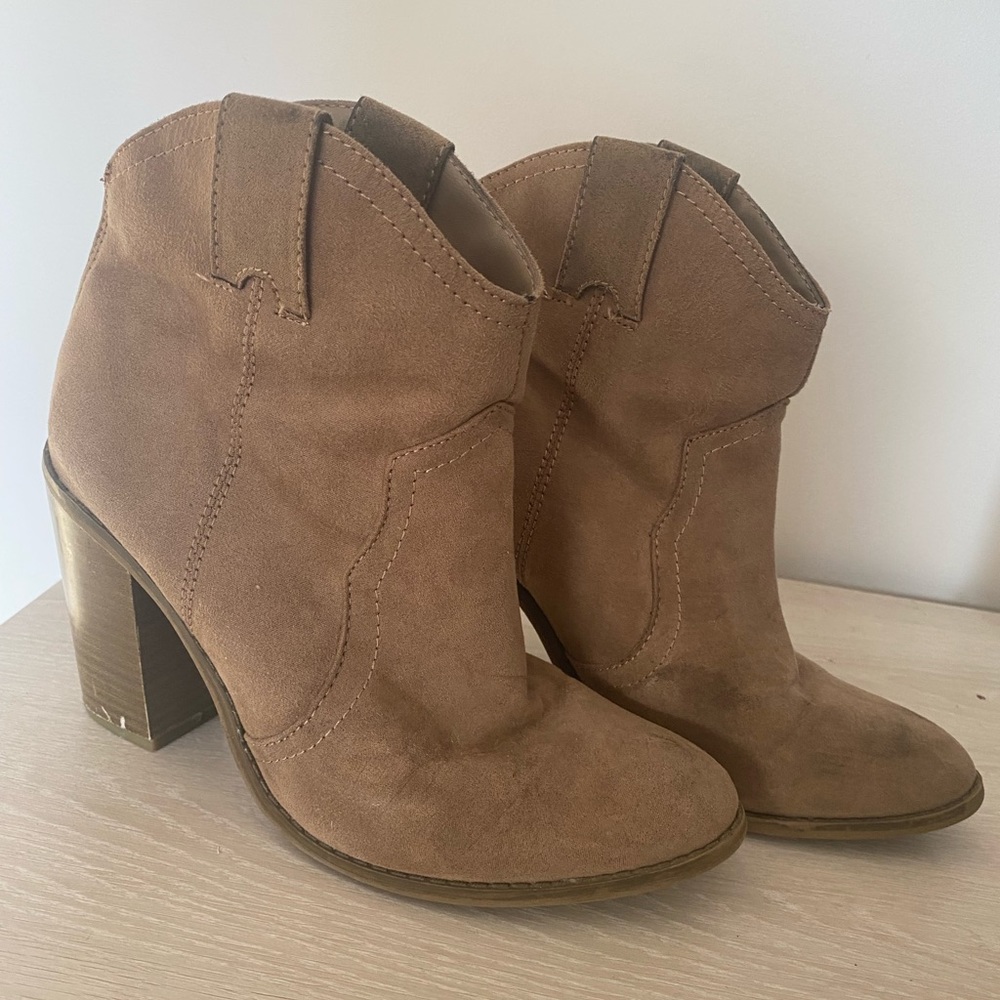 Western Short Merona Brown Boots/Booties Size 9